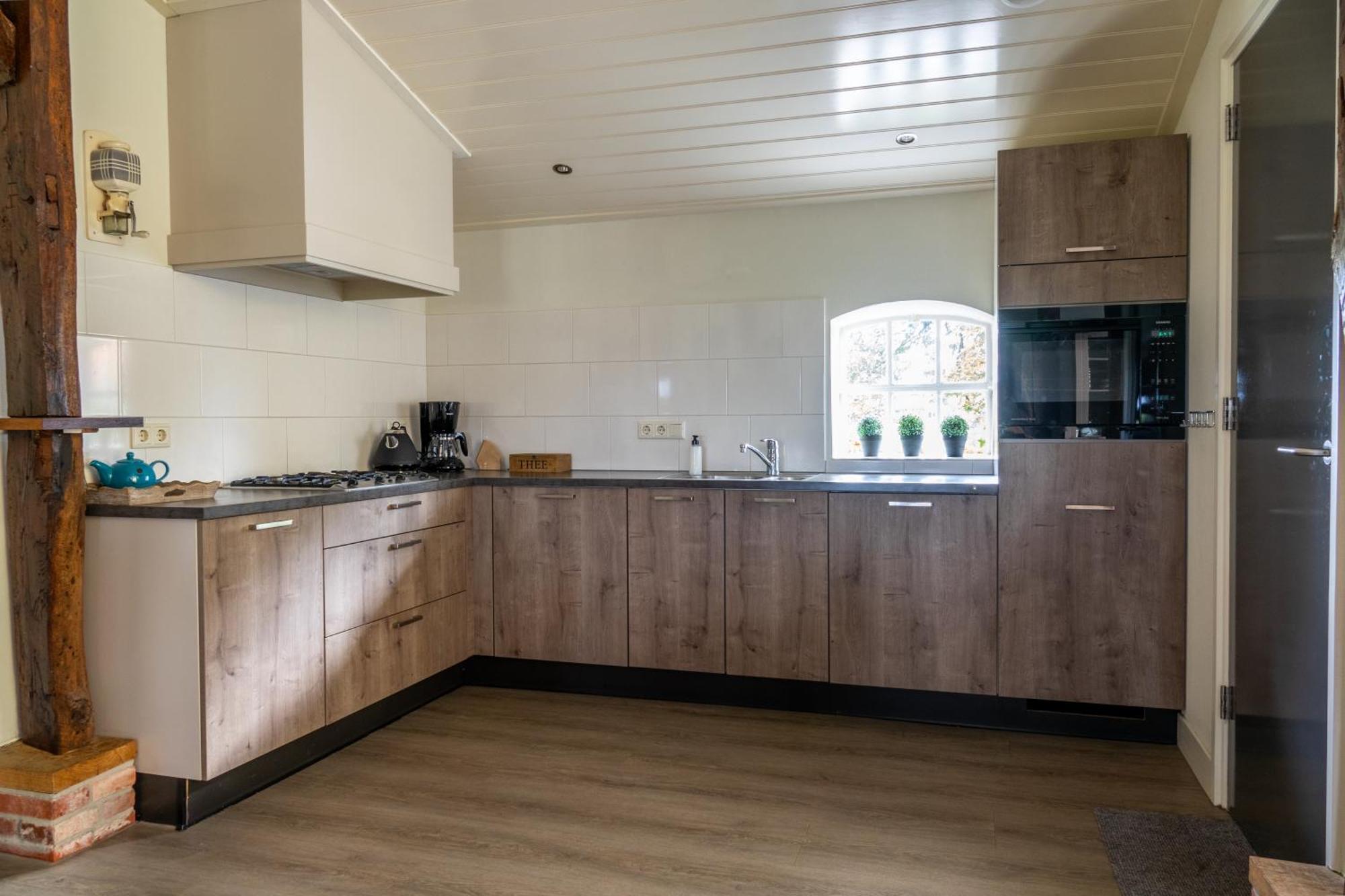 Erve Fakkert Bed & Breakfast Rossum  Luaran gambar